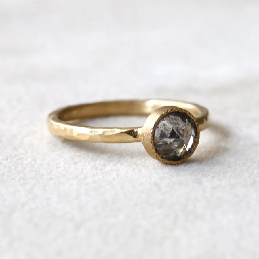 0.88ct Salt & Pepper diamond ring