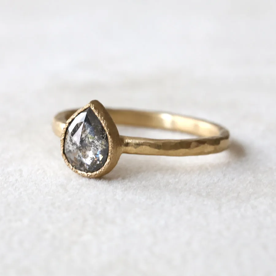 0.96ct Salt & Pepper diamond ring