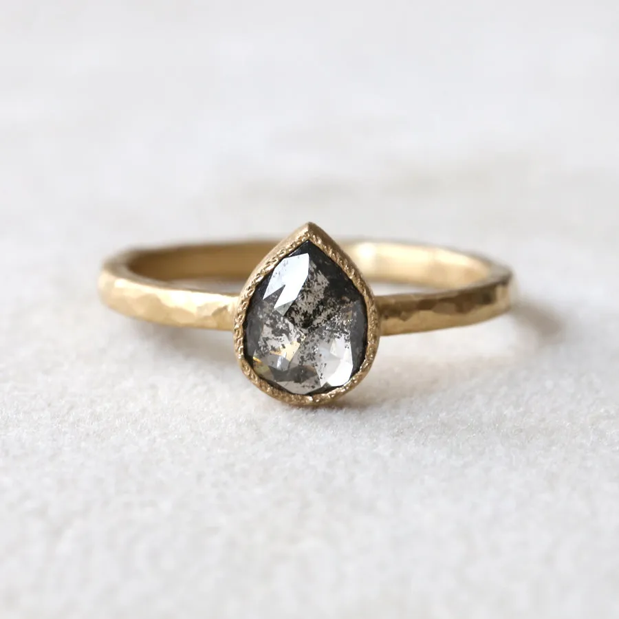 0.96ct Salt & Pepper diamond ring