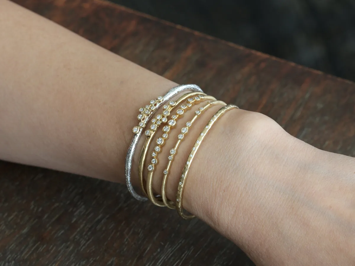 18ky 9-bezel cuff bracelet