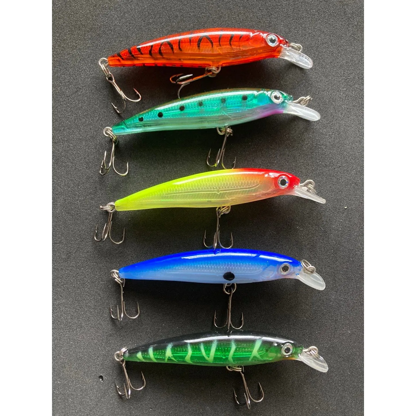5 x Minnow Lures 9cm 7g Fishing Tackle / B