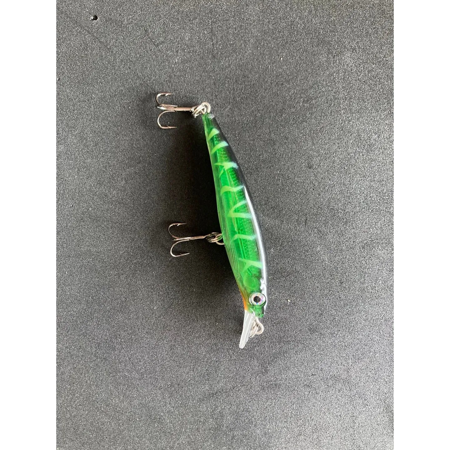 5 x Minnow Lures 9cm 7g Fishing Tackle / B
