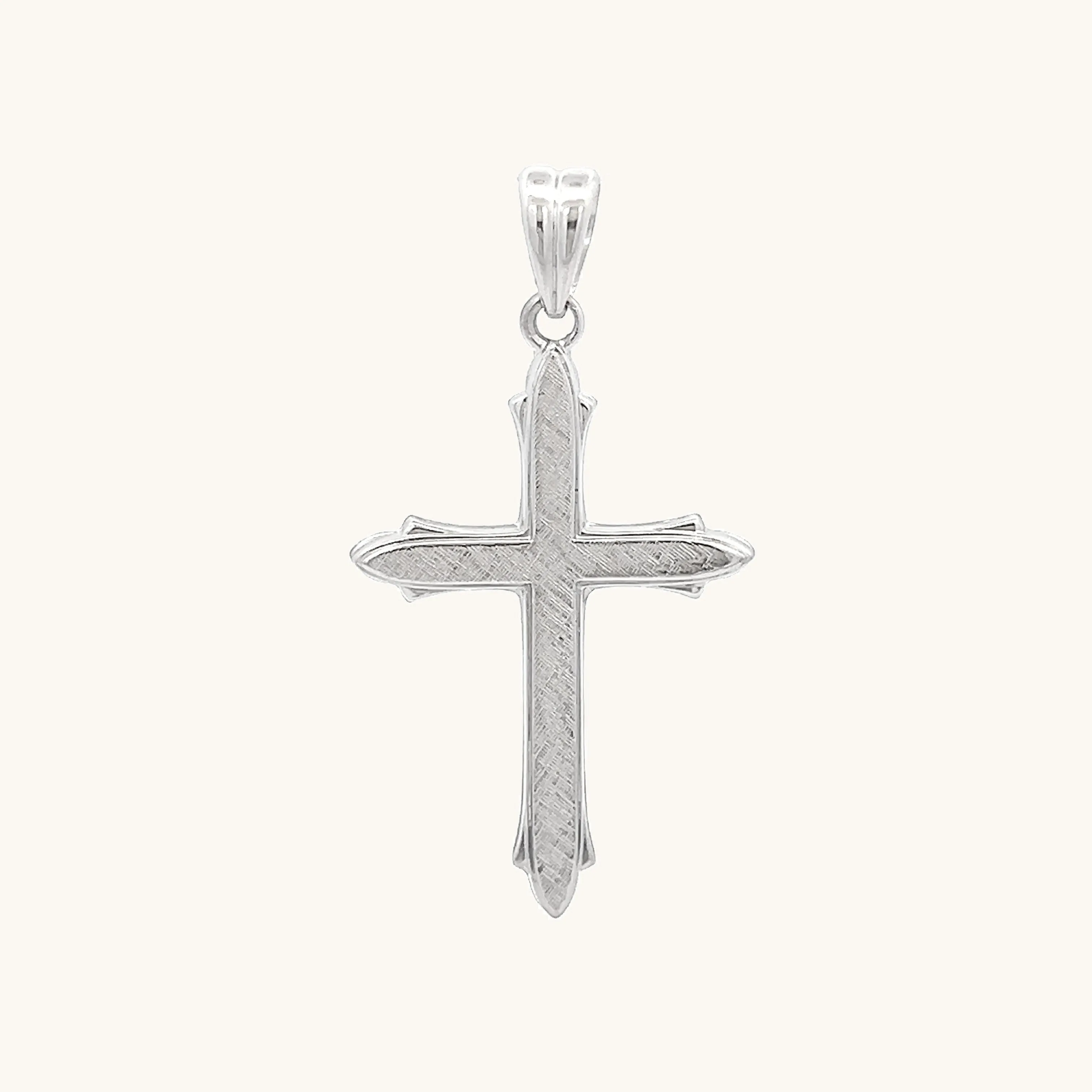 925 STERLING SILVER TEXTURED CROSS PENDANT