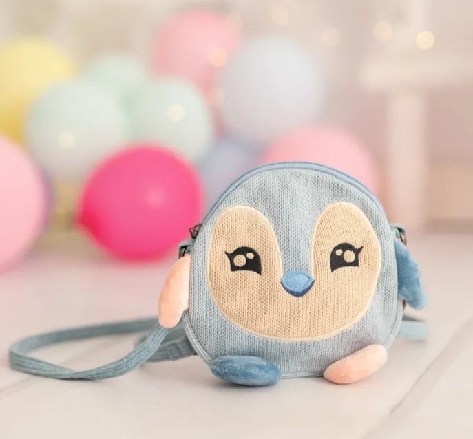 Alma Penguin Bag