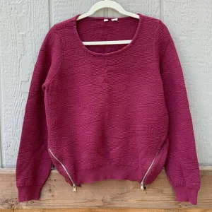 Anthropologie Moth ribbed maroon side zip quilted plush scoop crew neck sweater
