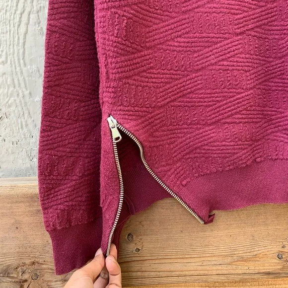 Anthropologie Moth ribbed maroon side zip quilted plush scoop crew neck sweater