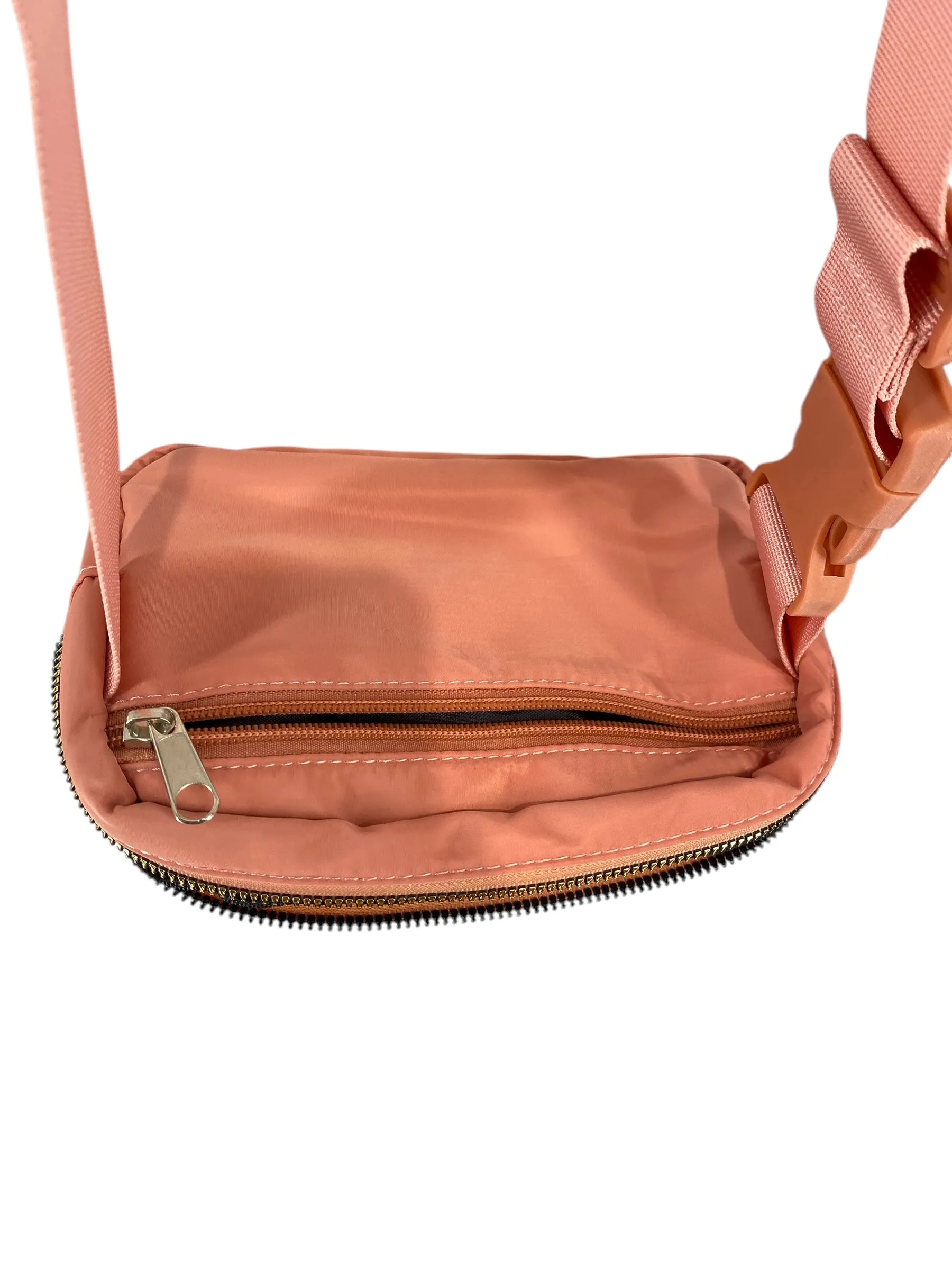 Belt Bag By Clothes Mentor, Size: Small