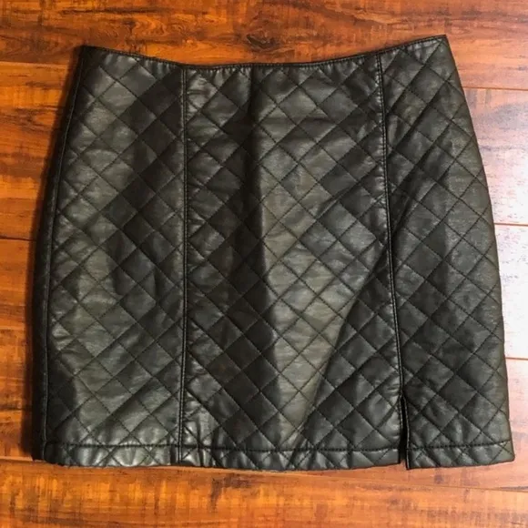 Black Faux Leather Quilted Slit Mini Skirt XS S