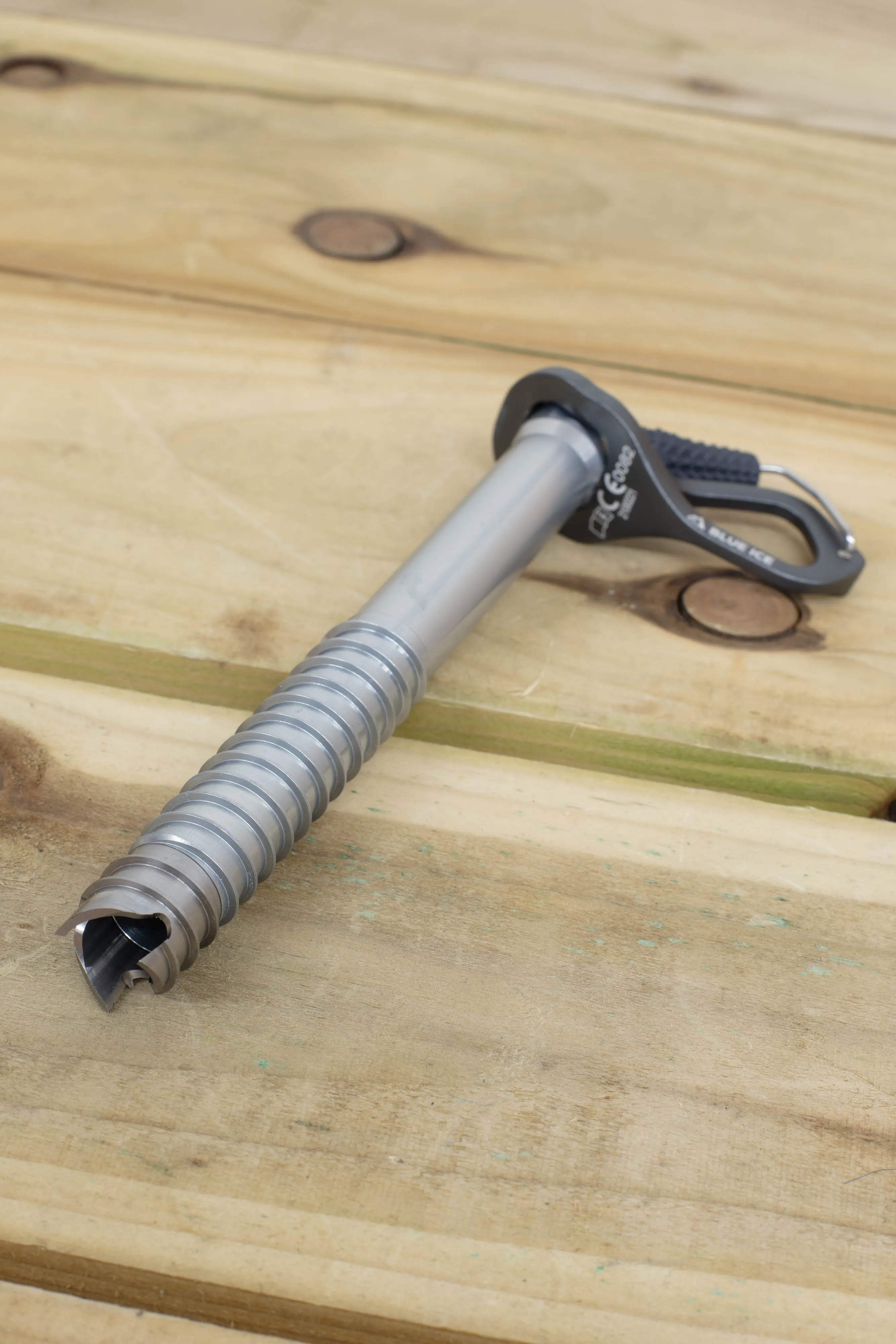 Blue Ice - Aero Lite Ice Screw