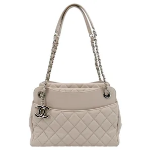 CHANEL CC Quilted Lambskin Leather Shopping Tote Bag Light Pink