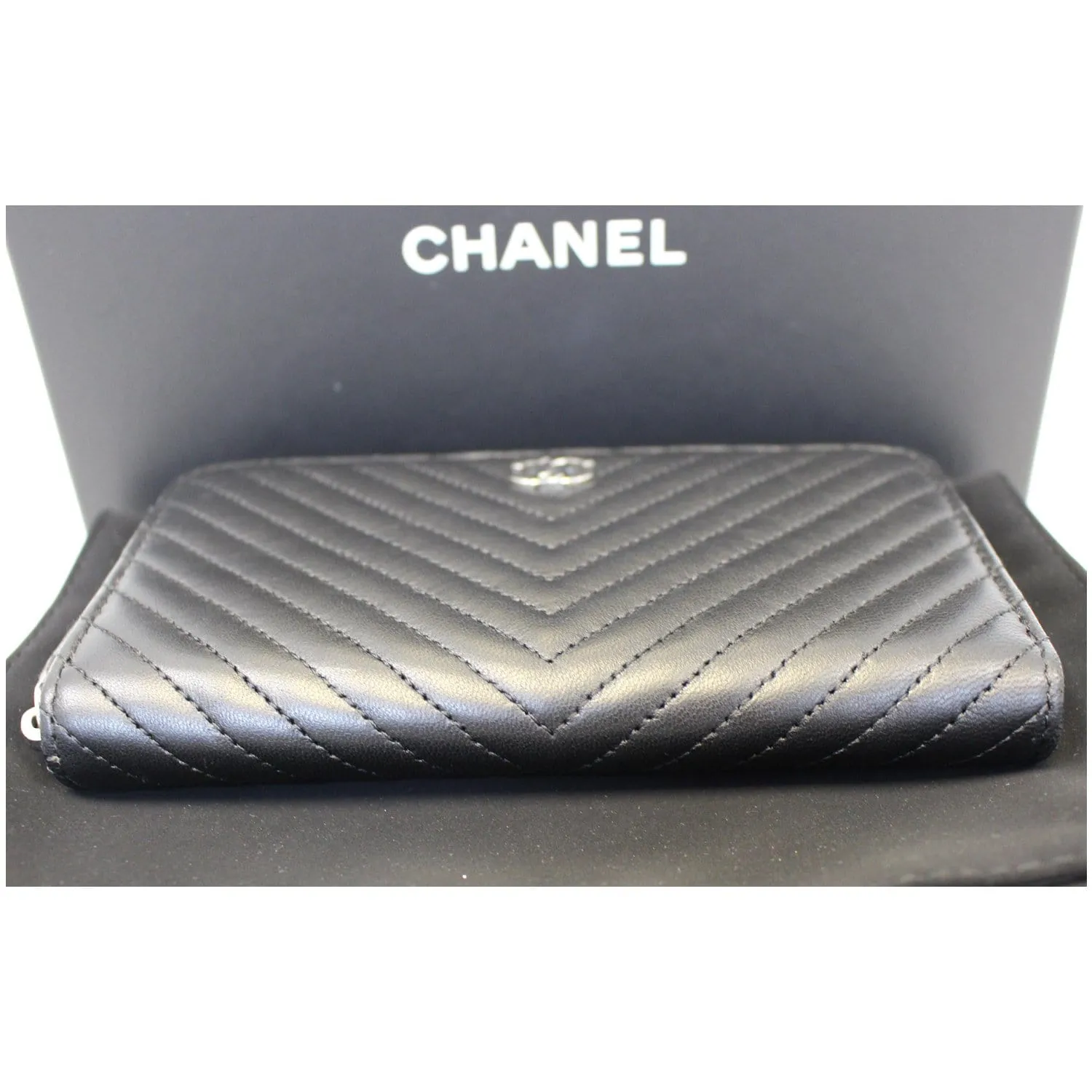 CHANEL Lambskin Chevron Zip Around Wallet Black