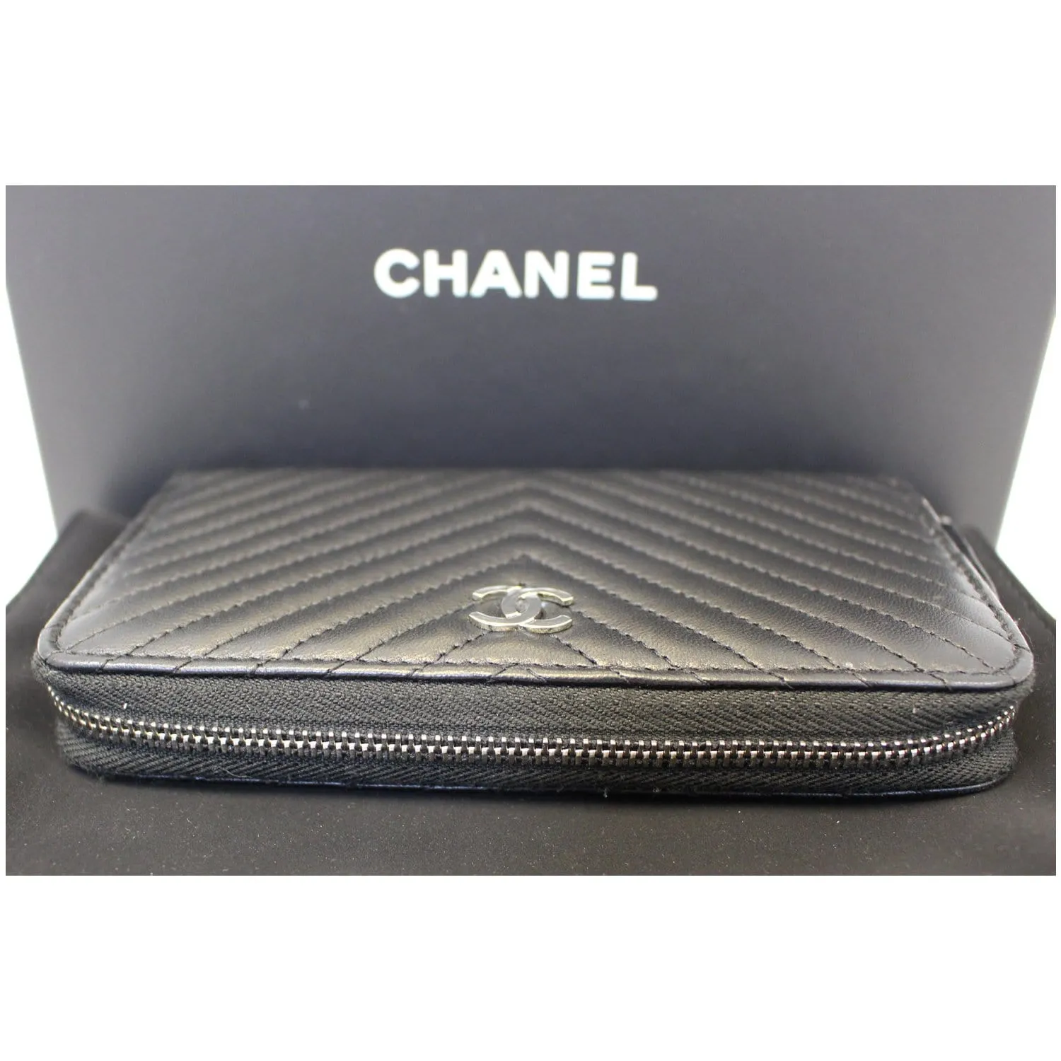 CHANEL Lambskin Chevron Zip Around Wallet Black