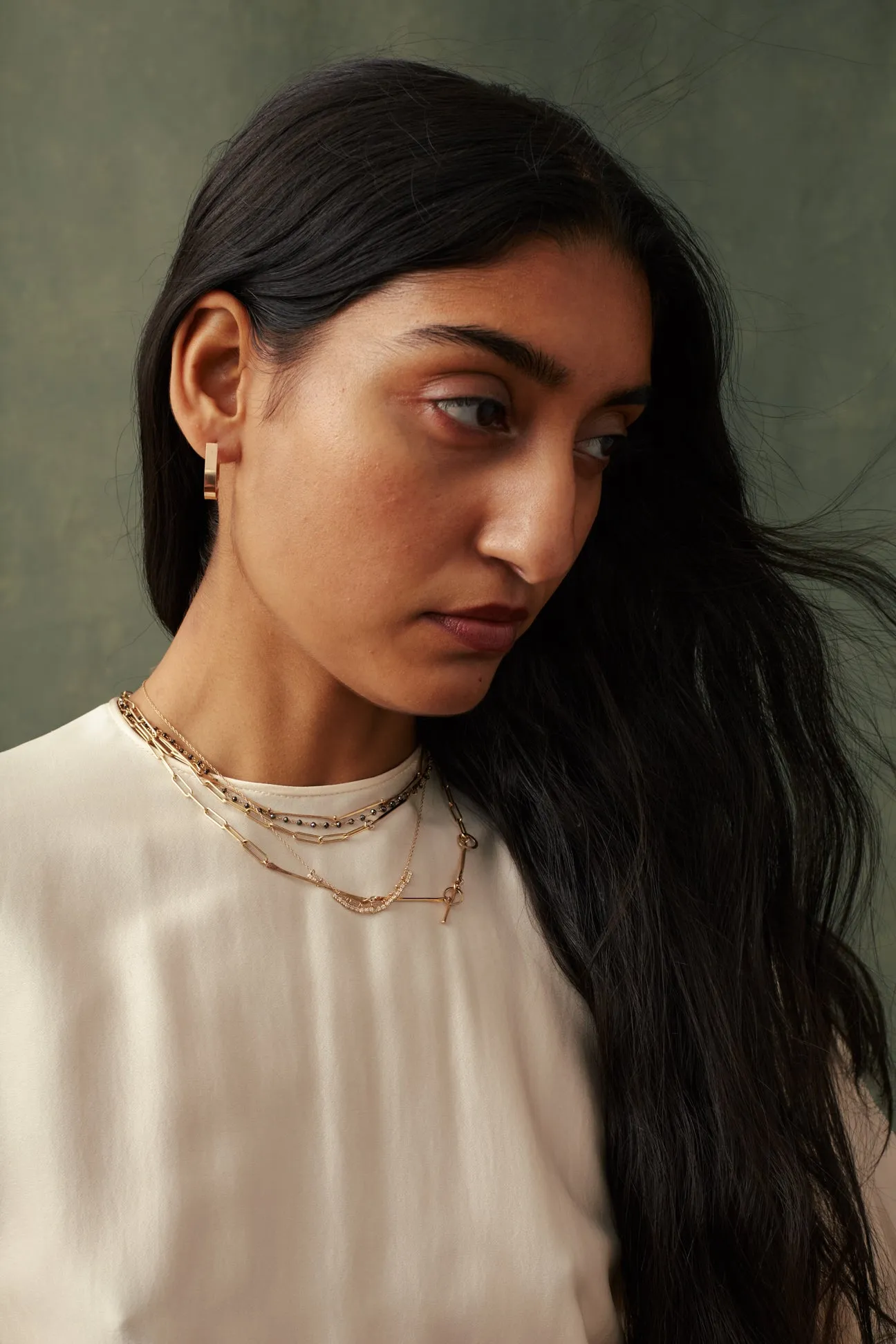Clara  hoops