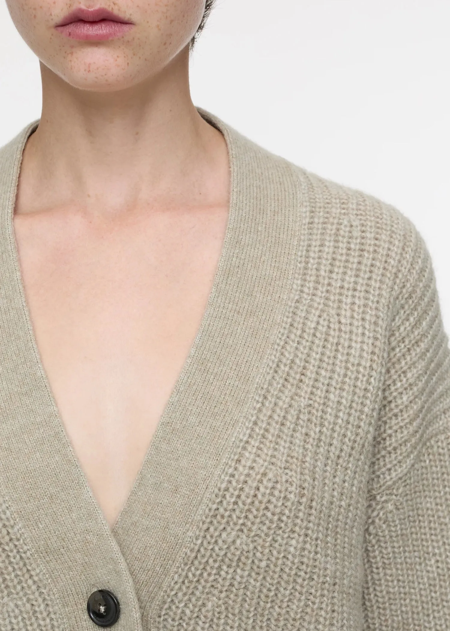 Closed Boxy Cardigan