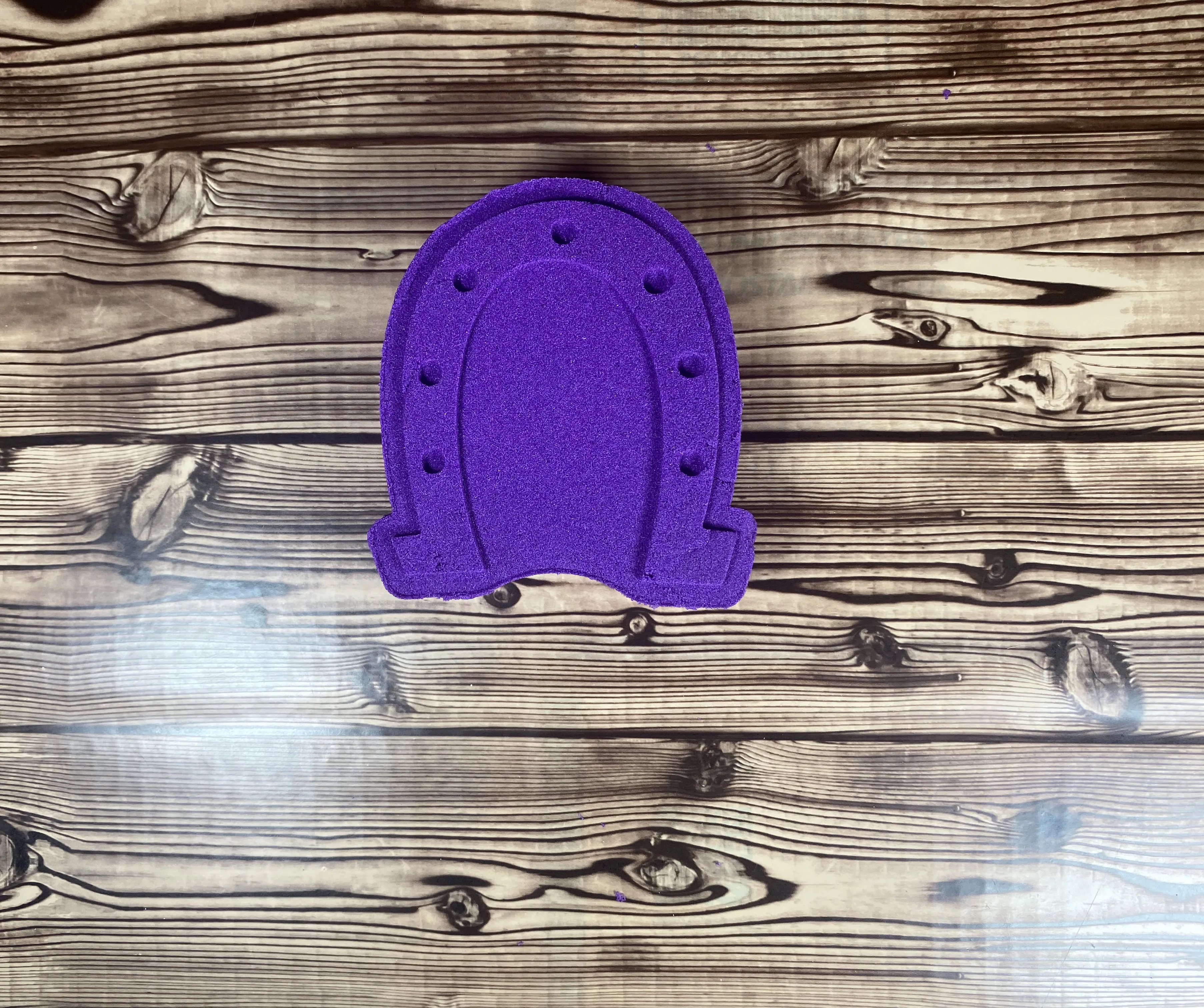 Closed Horseshoe Bath Bomb Mold Press