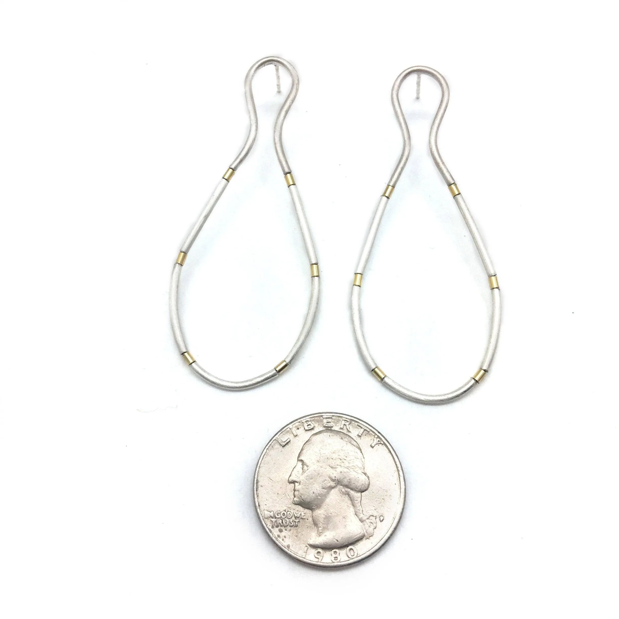 Closed Loop Earrings - Silver/Gold
