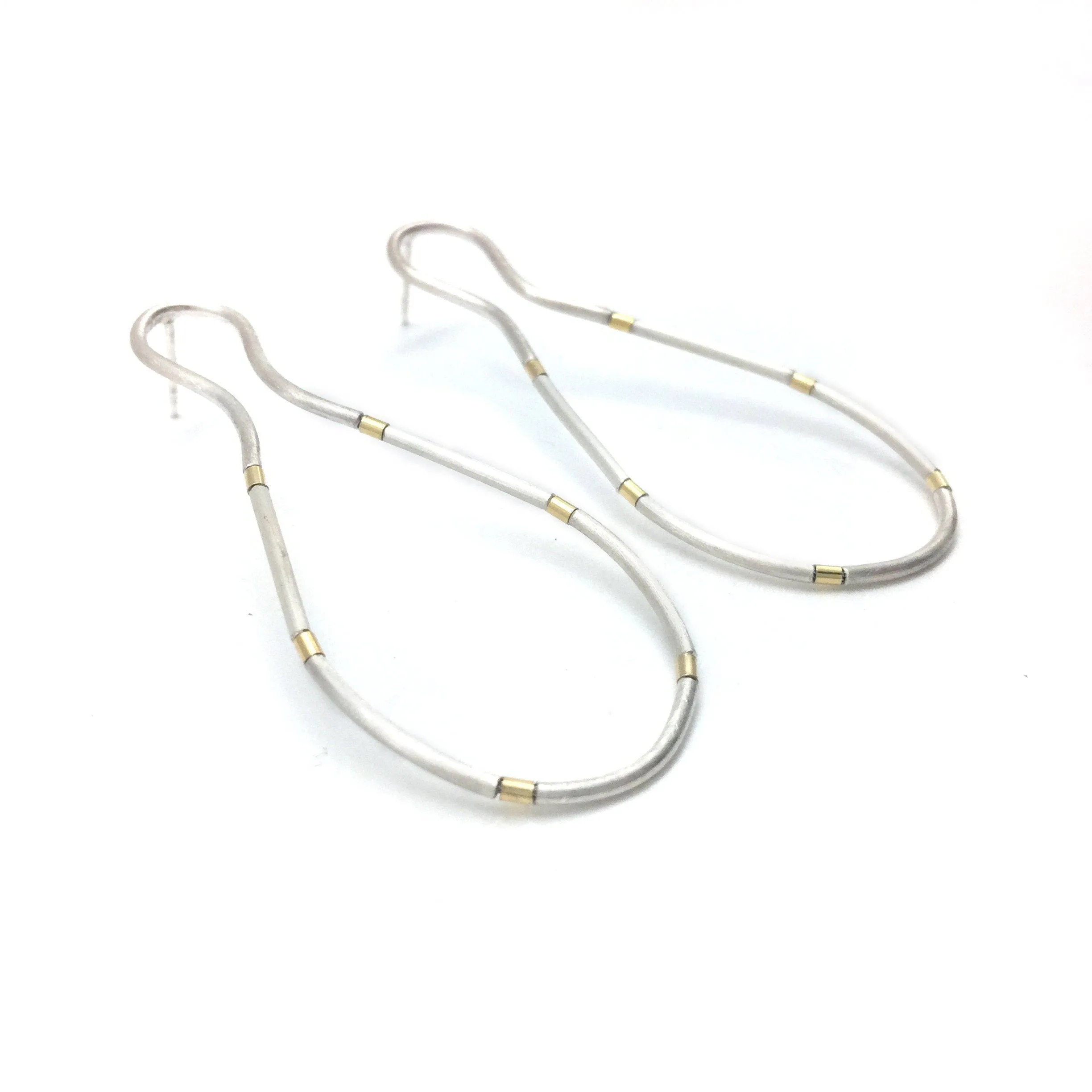 Closed Loop Earrings - Silver/Gold