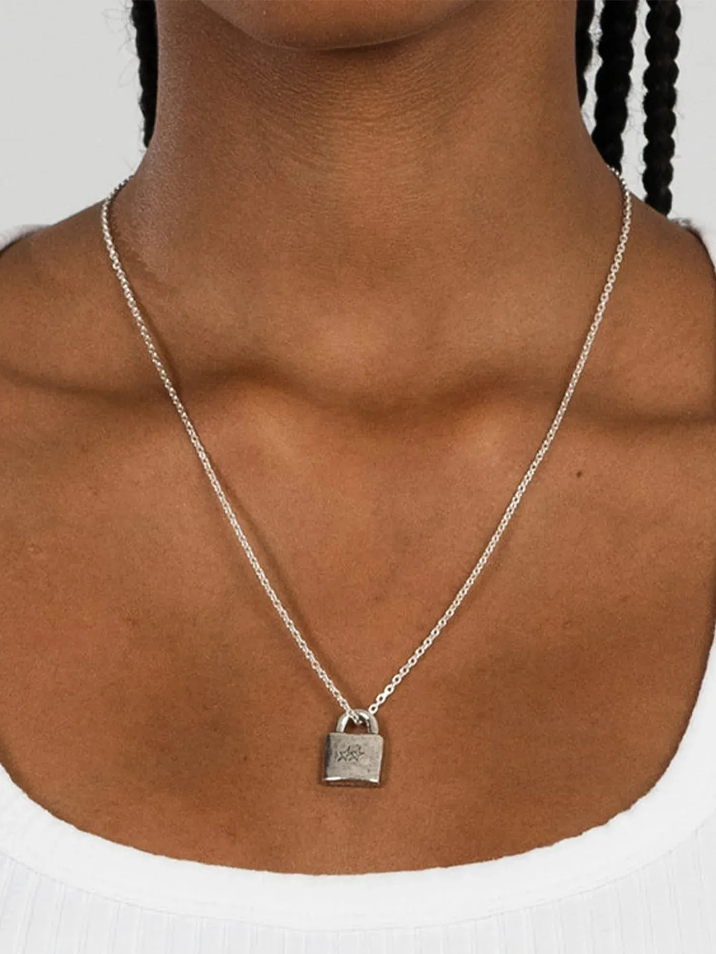 Closed Necklace - Silver