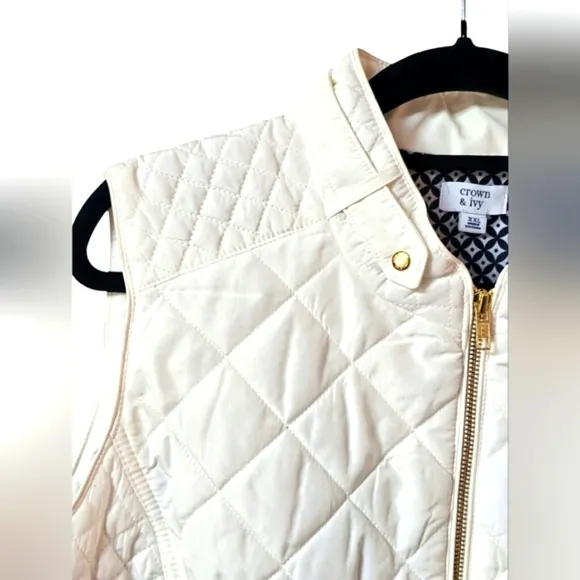 Crown &amp; Ivy White Quilted Puffer Vest Gold Zip up w/ Zip Pockets Collar Size XXL