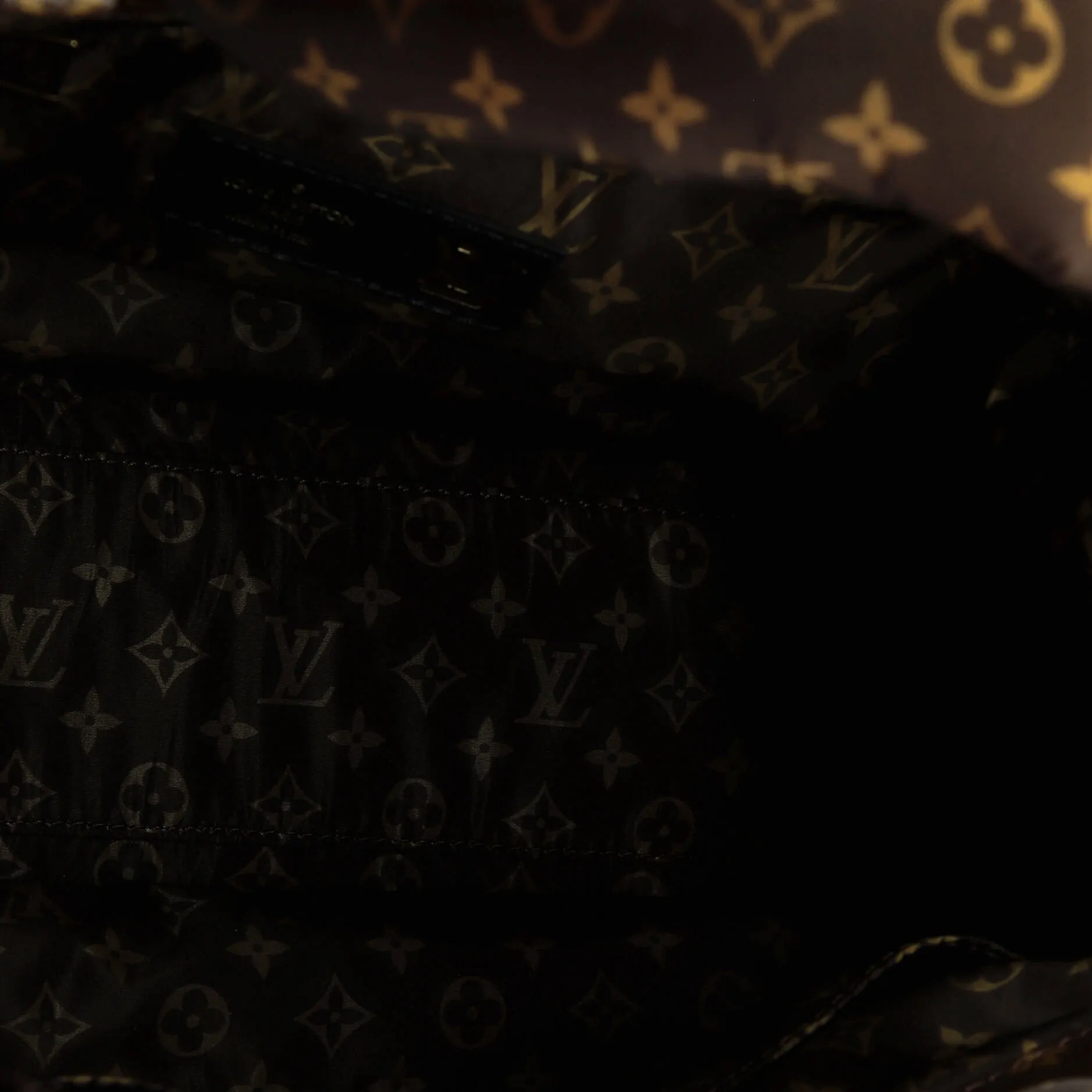 Designer Pillow OnTheGo Tote Monogram Quilted Econyl Nylon MM