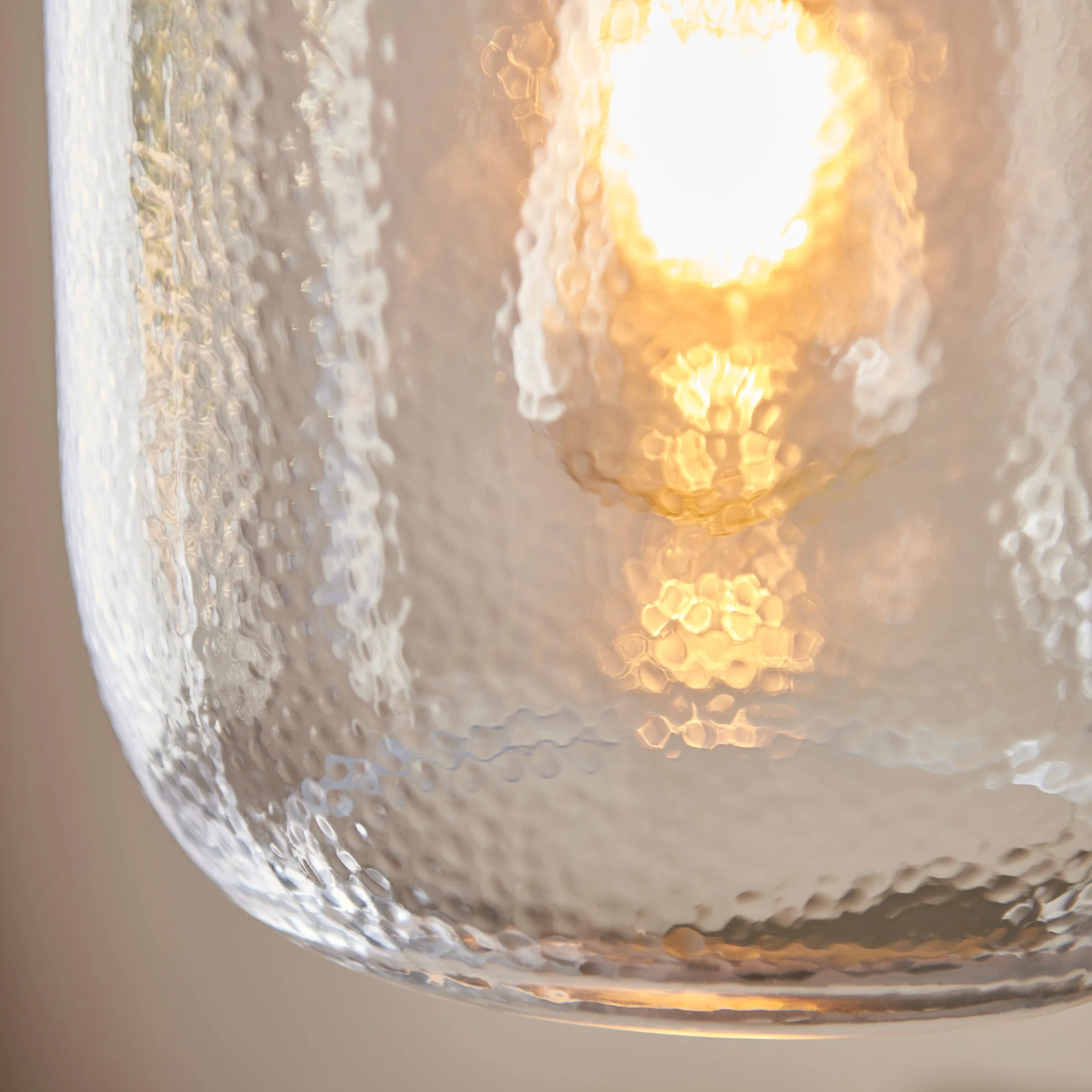 Endon 106923 Lyra 1lt Pendant Clear textured glass & antique brass plate 10W LED E27 (Required)