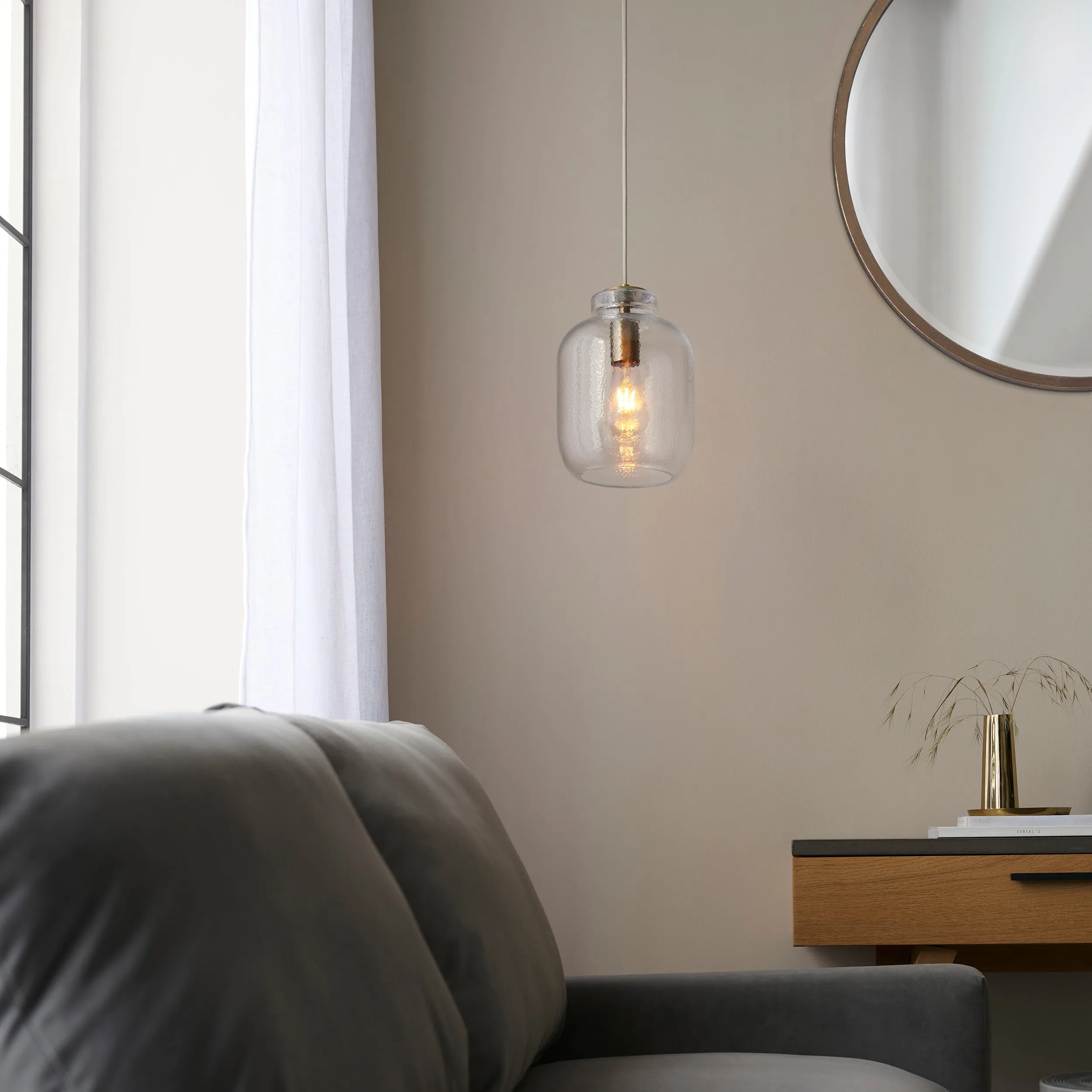Endon 106923 Lyra 1lt Pendant Clear textured glass & antique brass plate 10W LED E27 (Required)