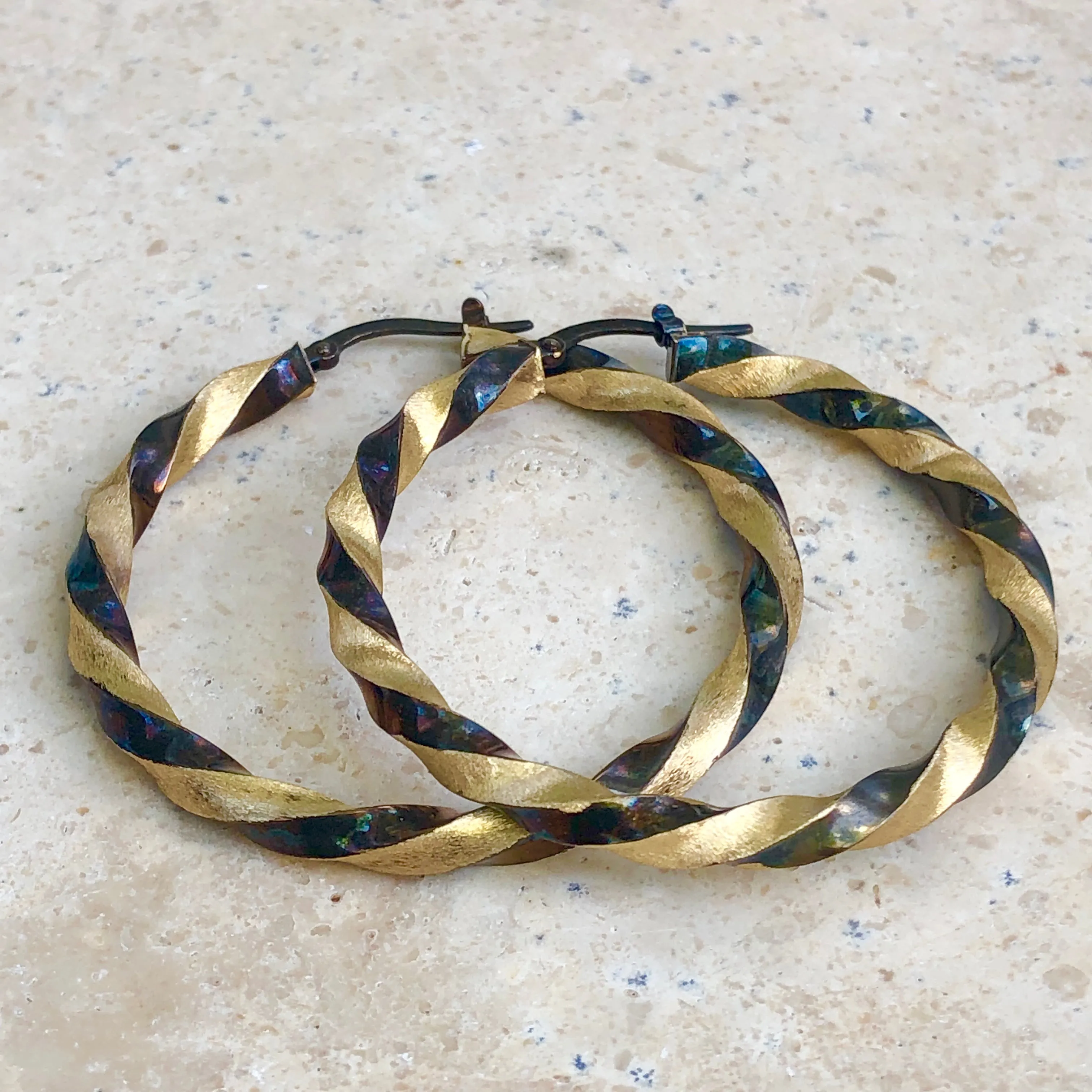 Estate 14KT Yellow Gold   Chocolate Gold Twist Swirl Hoop Earrings 44mm