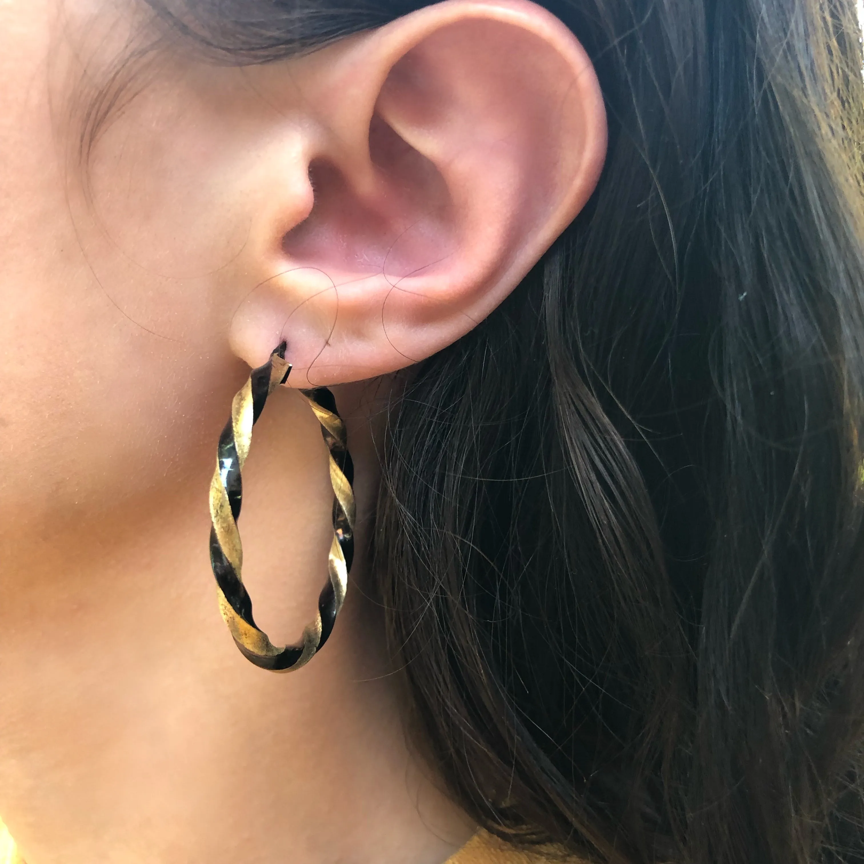 Estate 14KT Yellow Gold   Chocolate Gold Twist Swirl Hoop Earrings 44mm