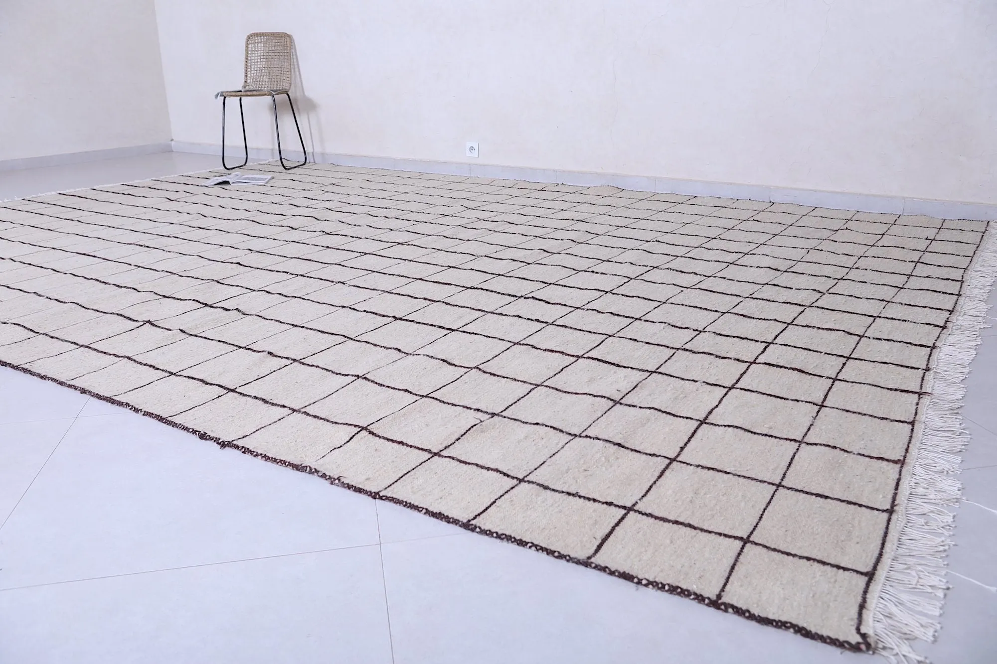 Flat woven kilim rug - Grid Moroccan rug