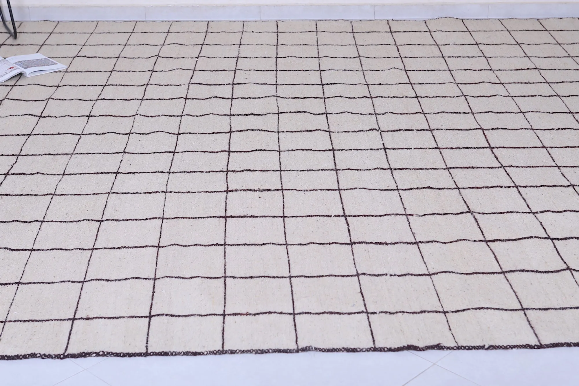 Flat woven kilim rug - Grid Moroccan rug