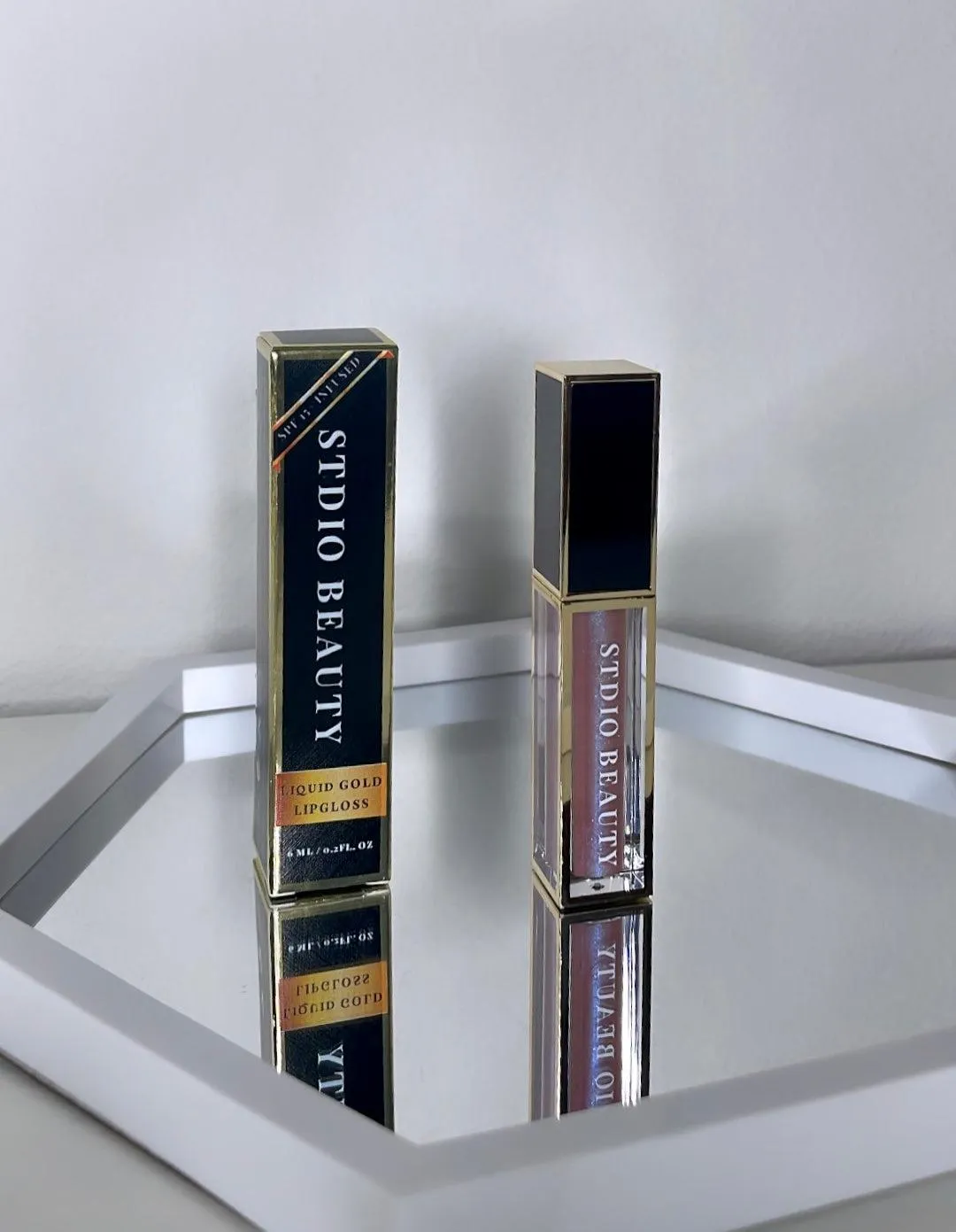GLAMOUR | LIQUID GOLD LIP GLOSS