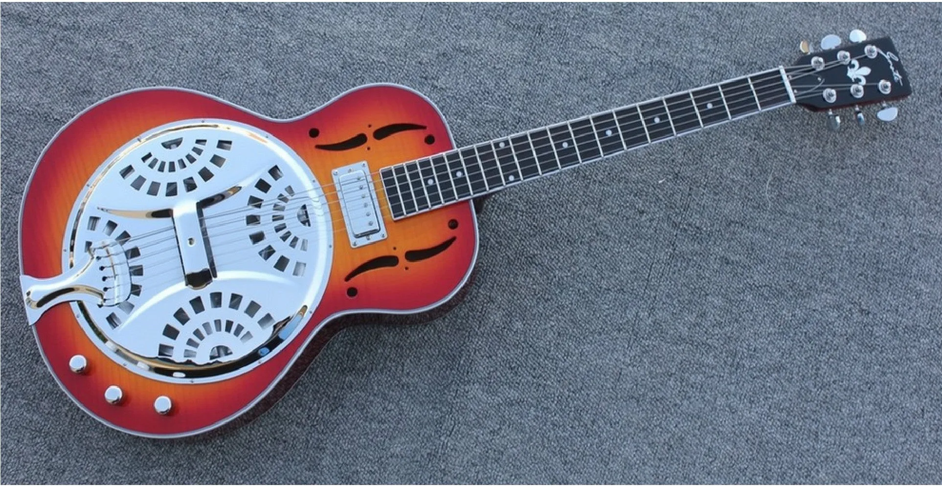 Grote Resonator guitar