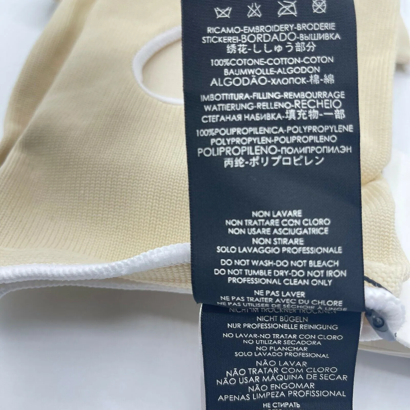 Gucci Ivory GG Logo Knee Pads