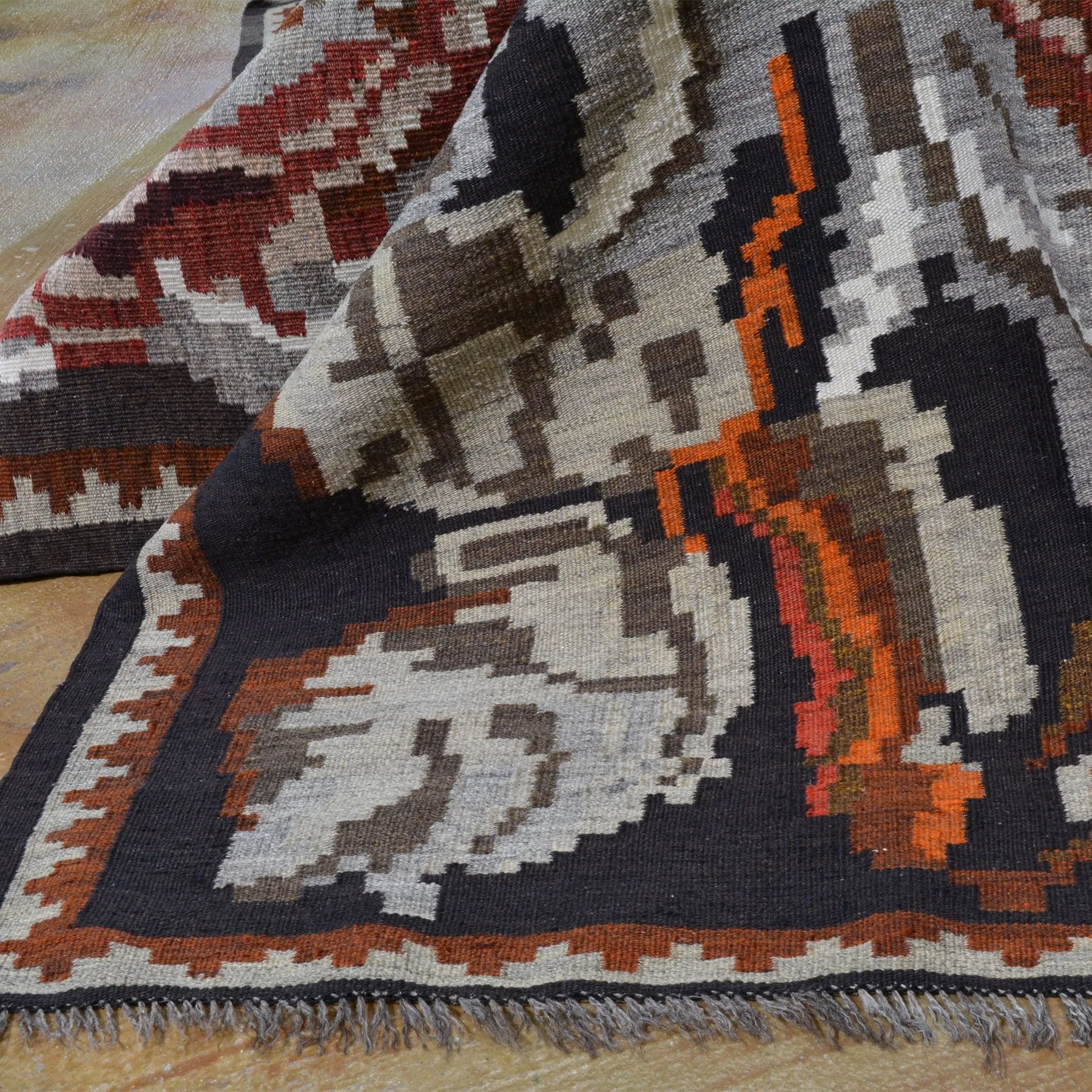 Hand-Woven Moldavian Reversible Kilim Wool Rug (Size 6.1 X 9.5) Brral-4134