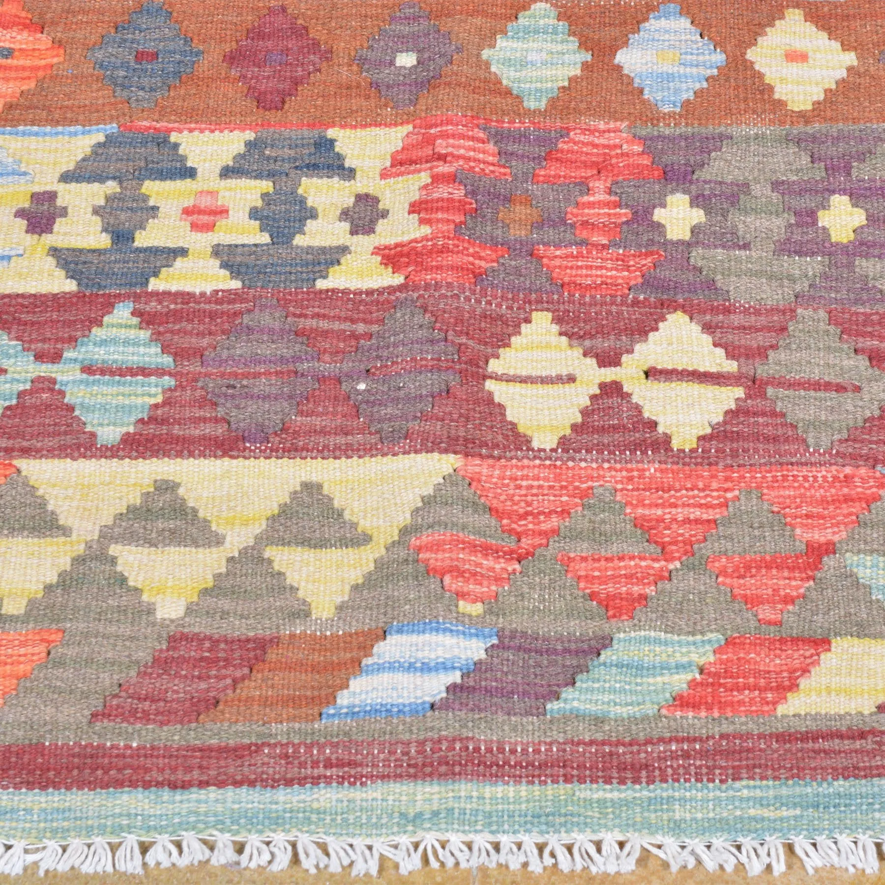 Hand-Woven Tribal Geometric Design Kilim Wool Rug (Size 5.9 X 8.3) Brral-2949