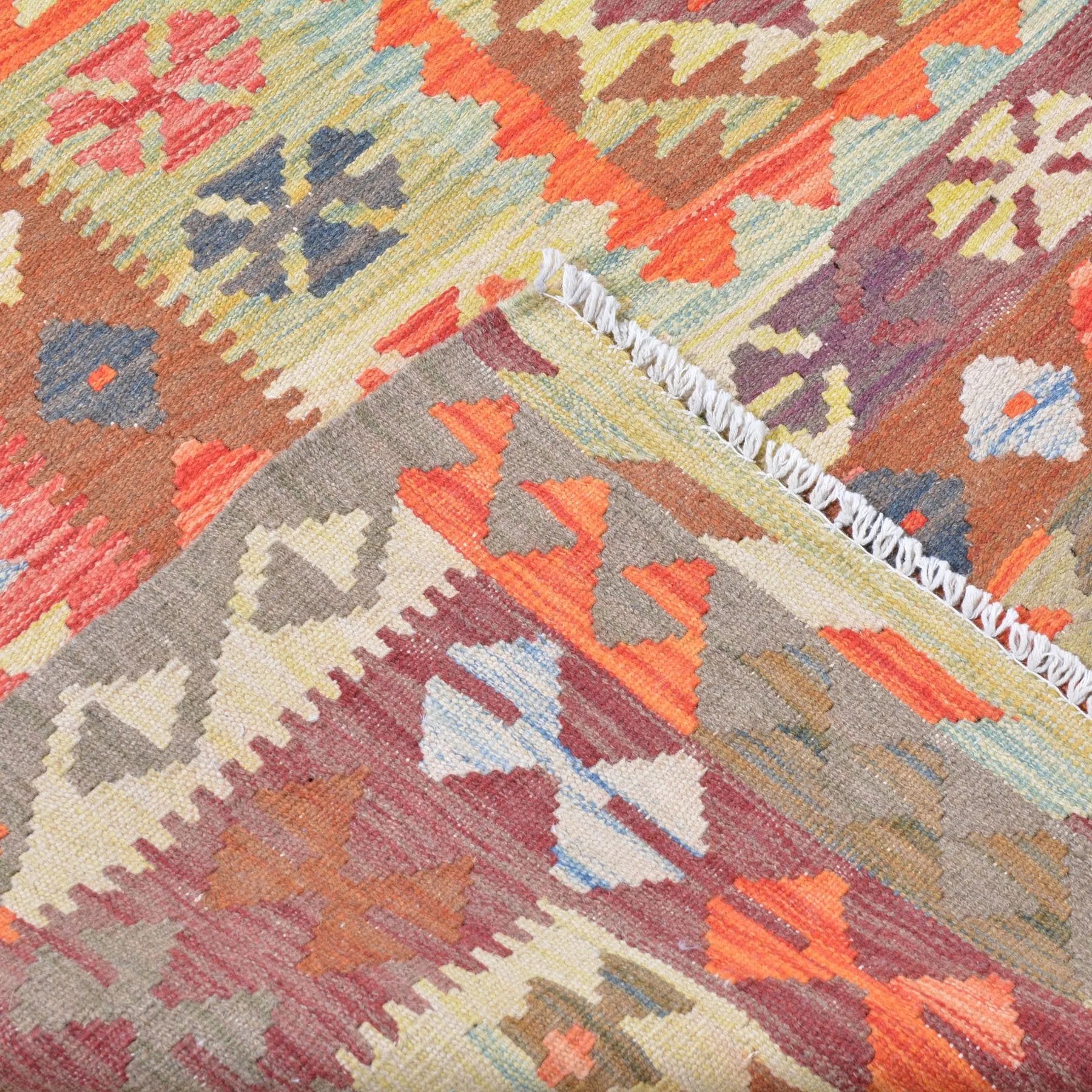 Hand-Woven Tribal Geometric Design Kilim Wool Rug (Size 5.9 X 8.3) Brral-2949