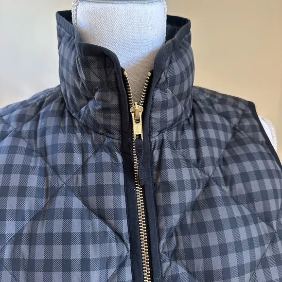 J CREW Black and Grey Quilted Vest size Small