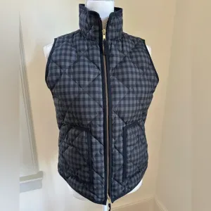 J CREW Black and Grey Quilted Vest size Small