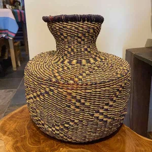 Kazi Mfano Black Grass Pot