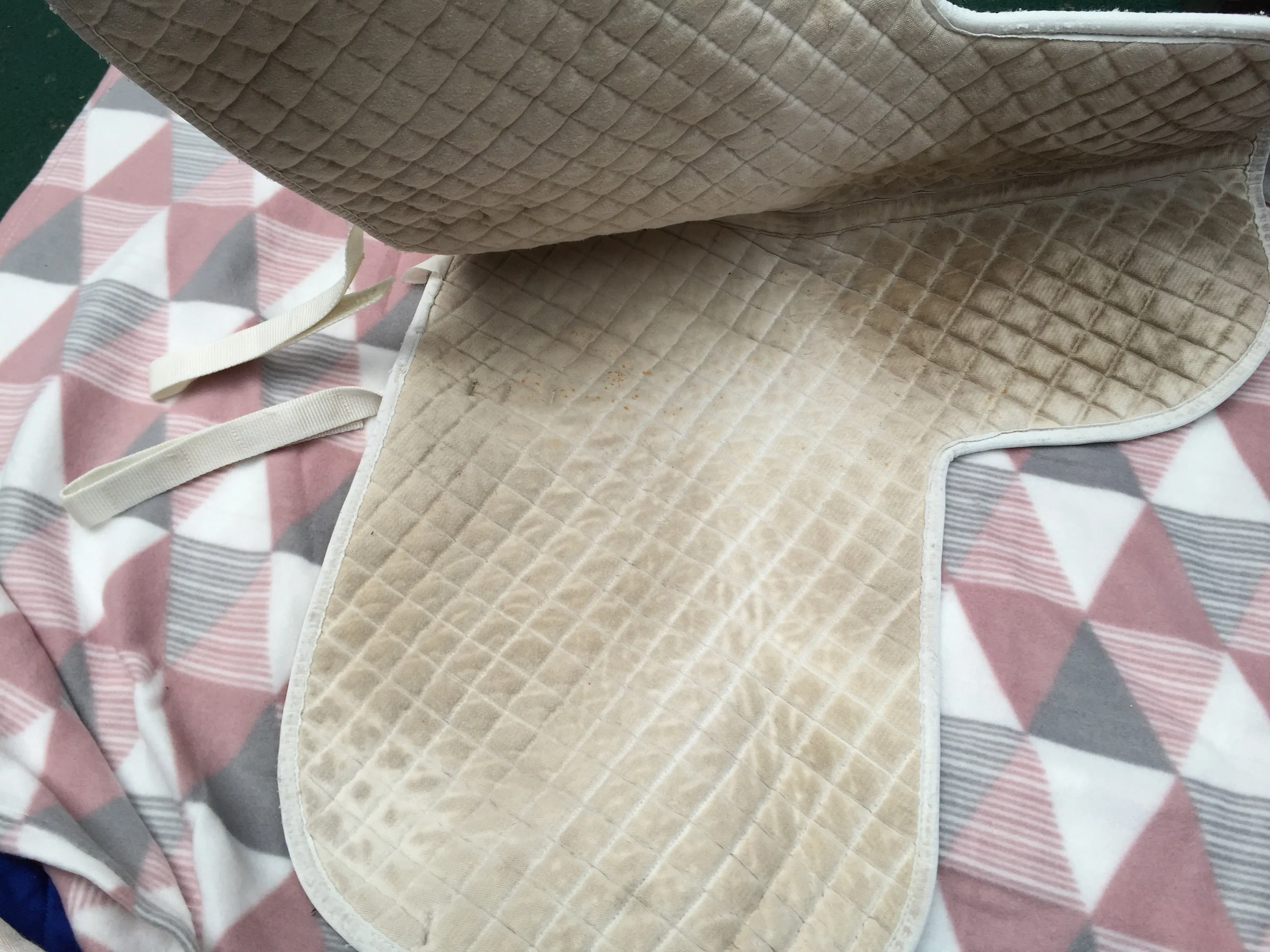 Kieffer dressage cut white numnah cob size FREEVPOSTAGE