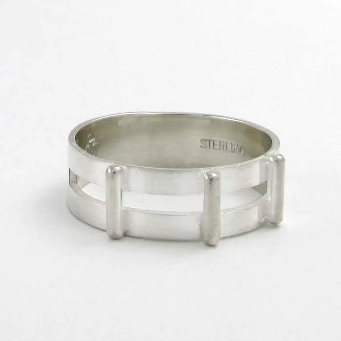 Knight Ring