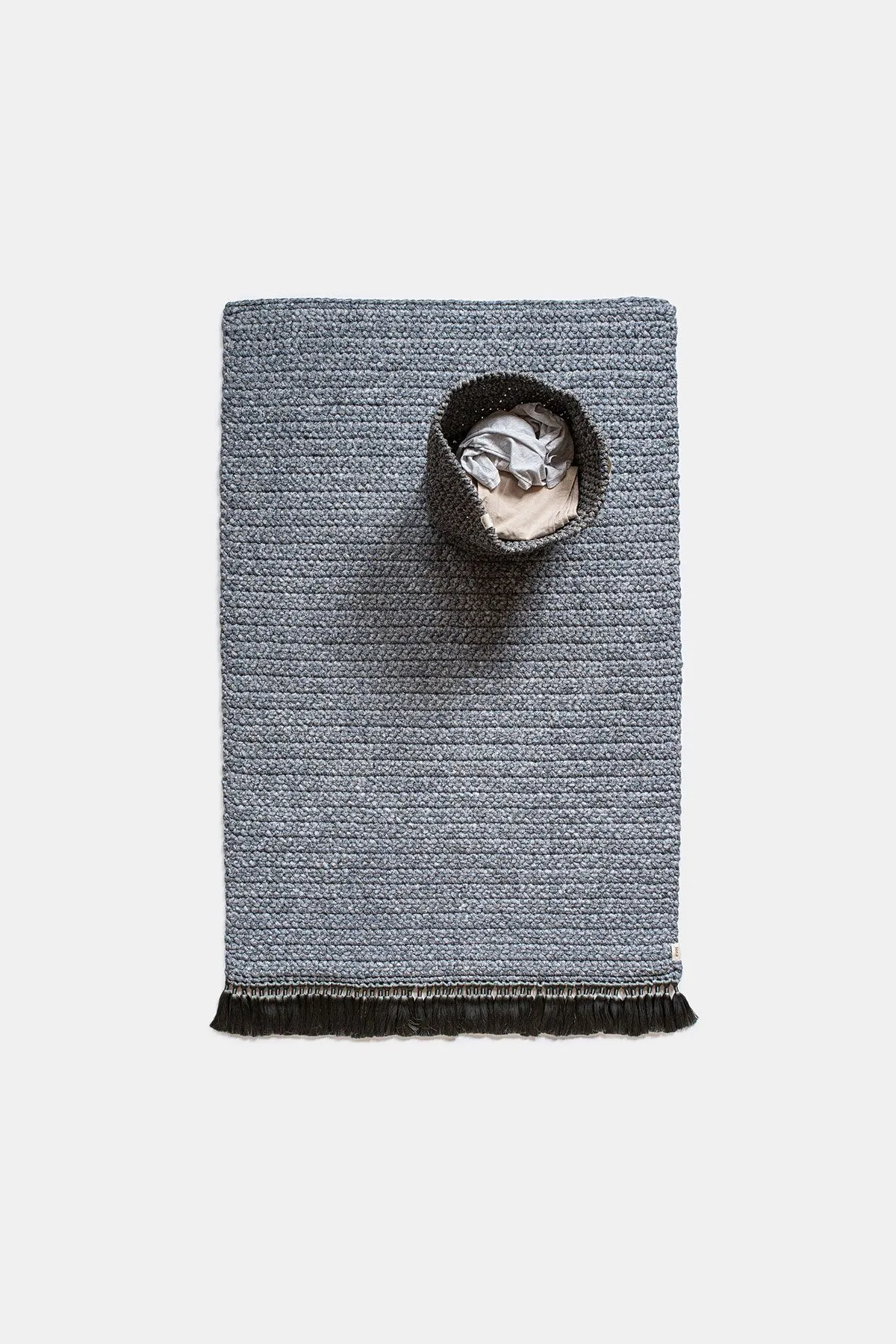Knitted Thick Rug - Medium