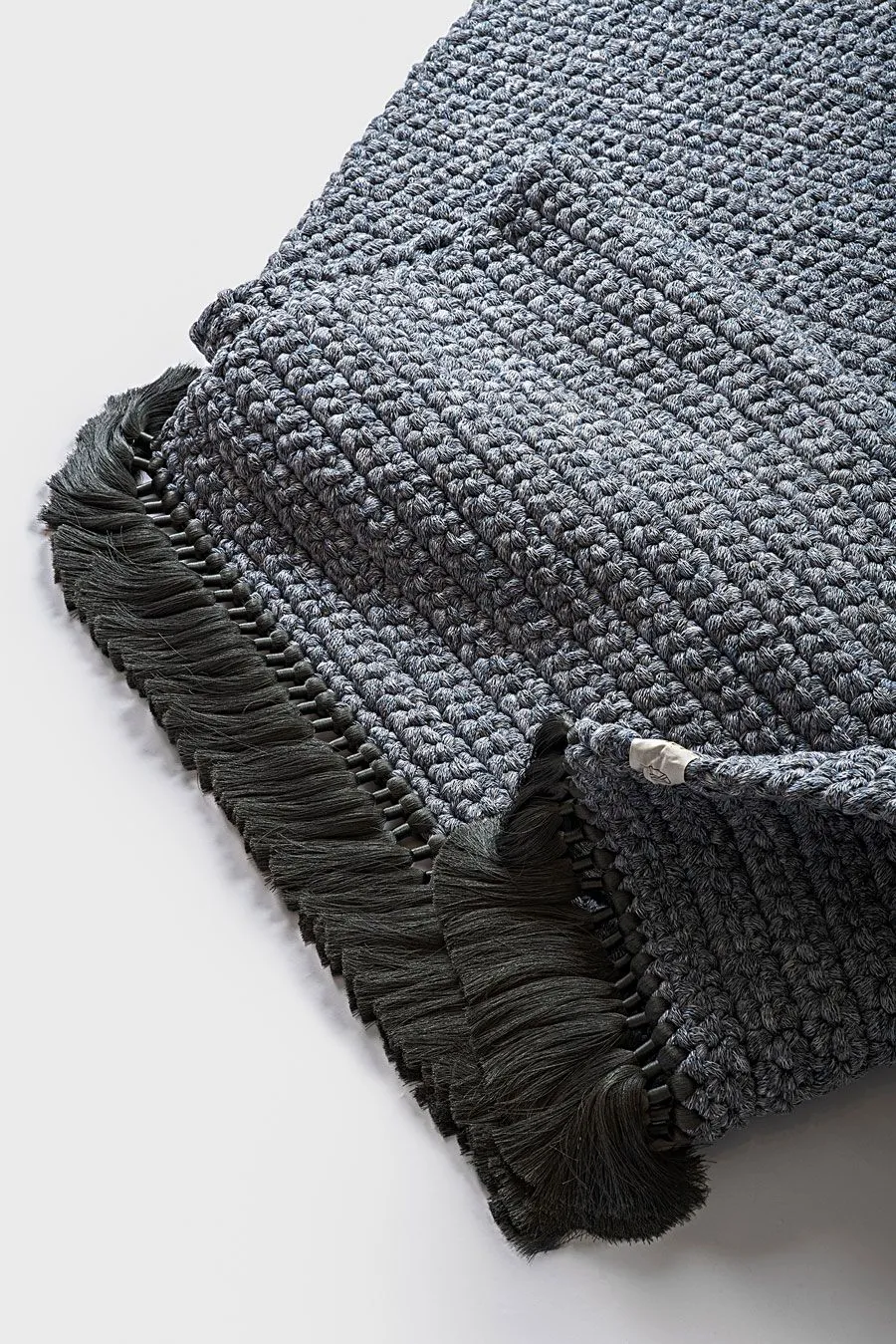 Knitted Thick Rug - Medium