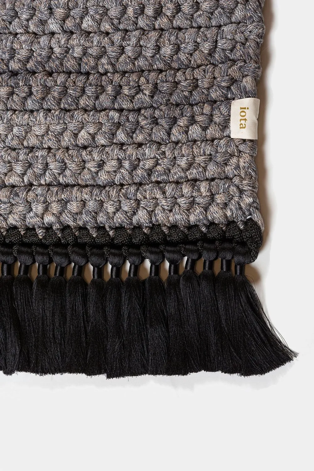 Knitted Thick Rug - Medium