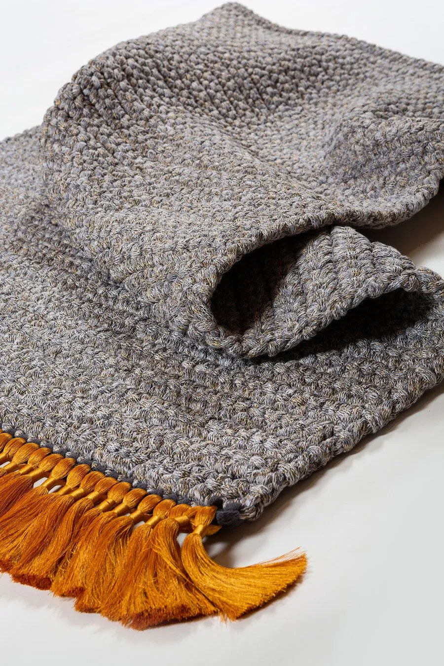 Knitted Thick Rug - Medium