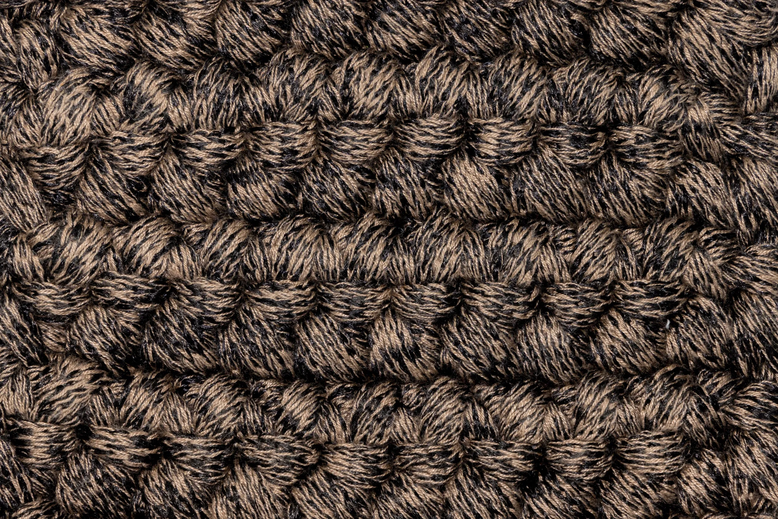 Knitted Thick Rug - Medium