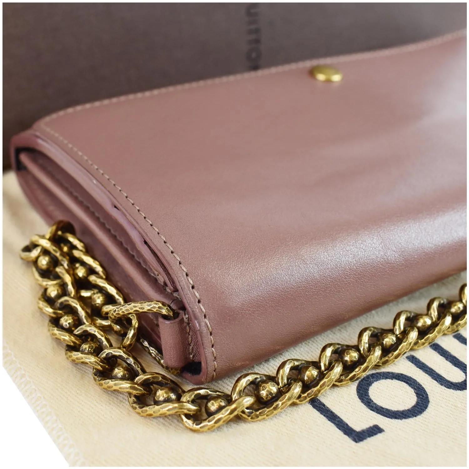 LOUIS VUITTON Sarah Cuir Boudoir Chain Wallet Rose Velours  - Last Call