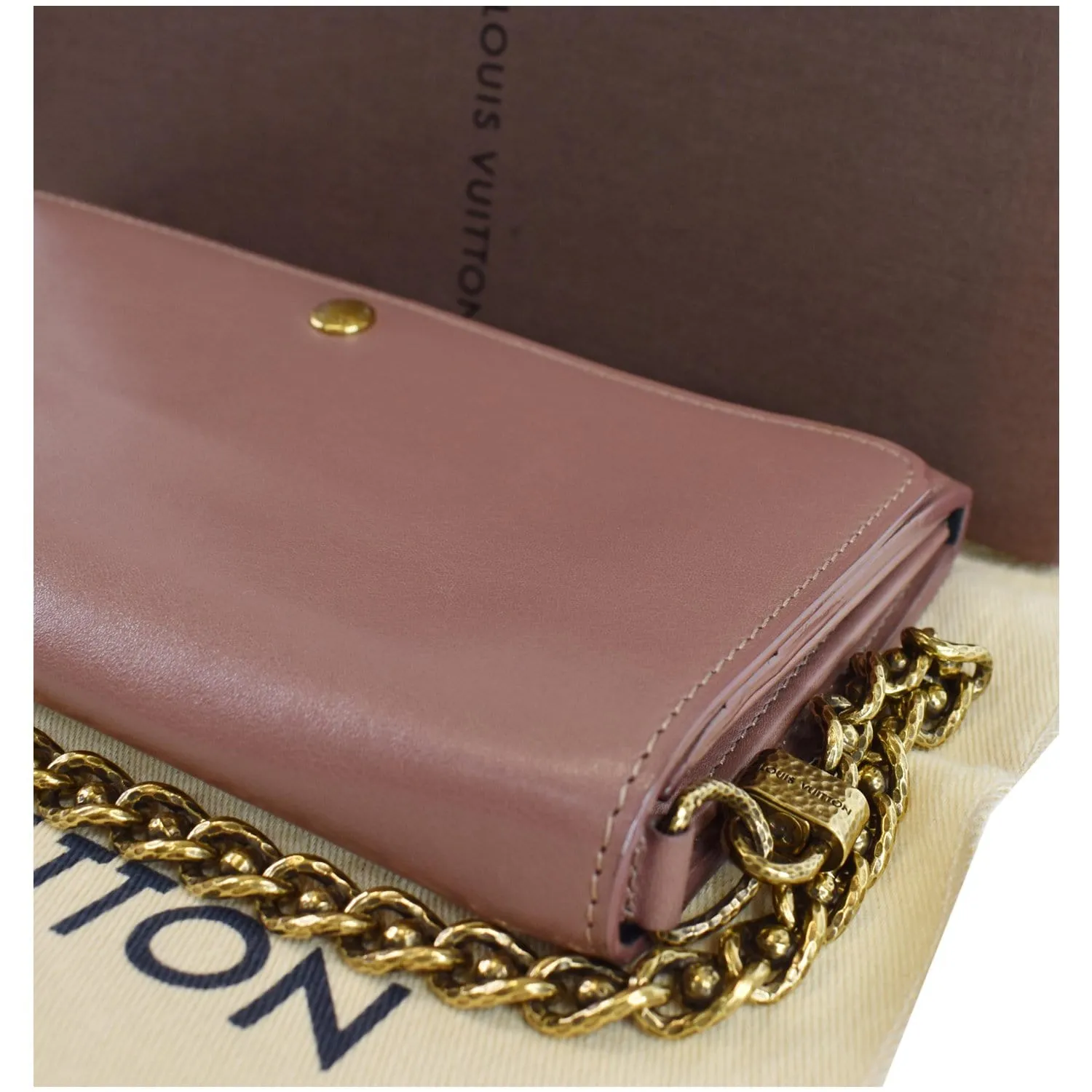 LOUIS VUITTON Sarah Cuir Boudoir Chain Wallet Rose Velours  - Last Call