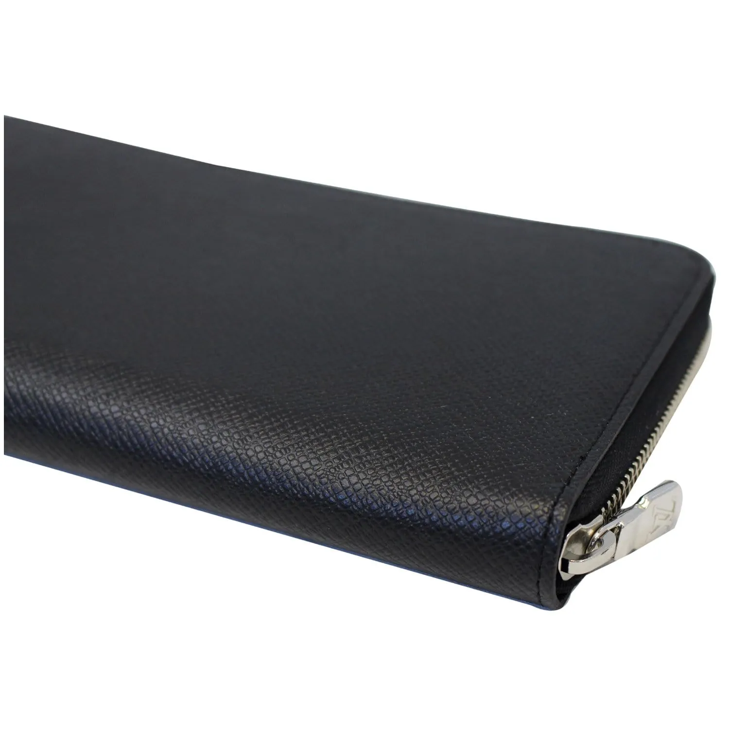 LOUIS VUITTON Zippy Organizer Taiga Leather Wallet Black
