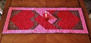 Love Knot Table Runner Sewing Pattern